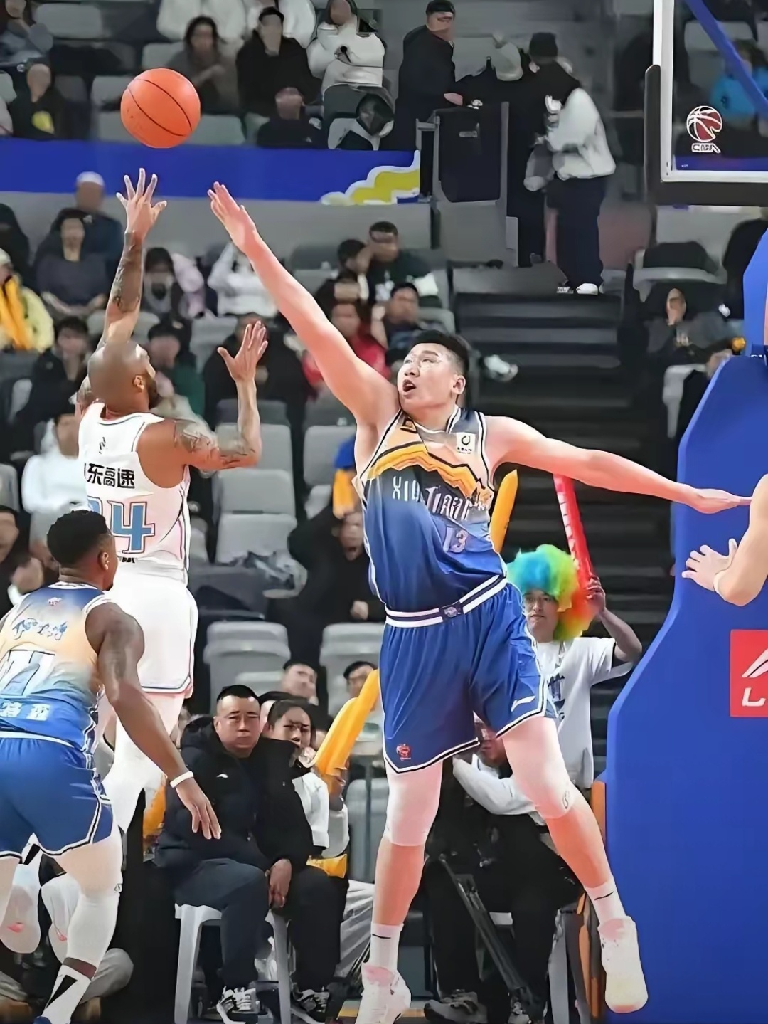 赛地聚焦:CBA季后赛集结日热度飙升;萨克拉门托国王遗憾出局;话题不断;细节决定成败的简单介绍 赛地聚焦:CBA季后赛集结日热度飙升;萨克拉门托国王遗憾出局;话题不断;细节决定成败的简单介绍